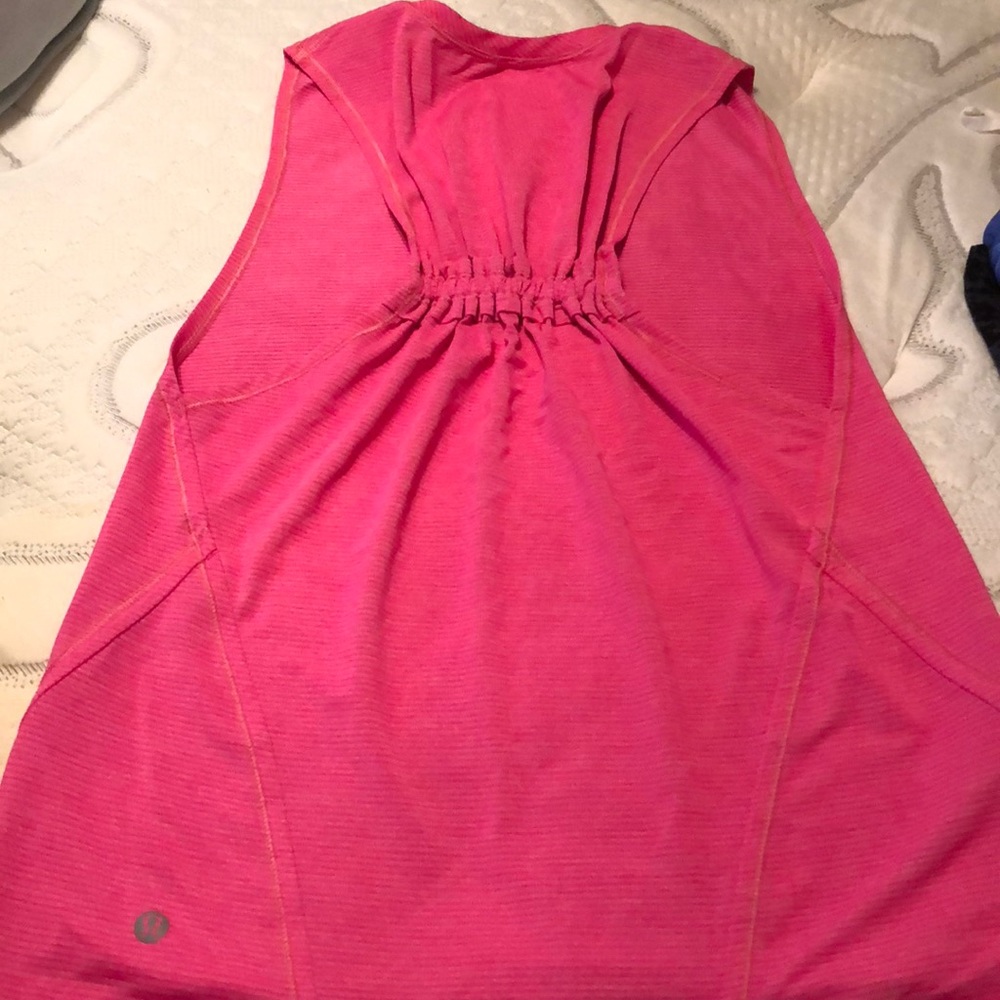 Lululemon tank top size 4